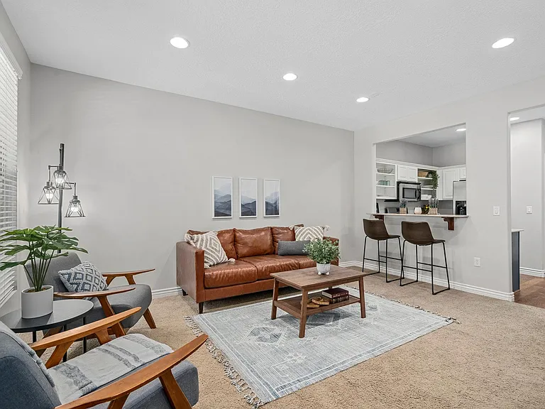 140 E Ace Ln — Photo 10