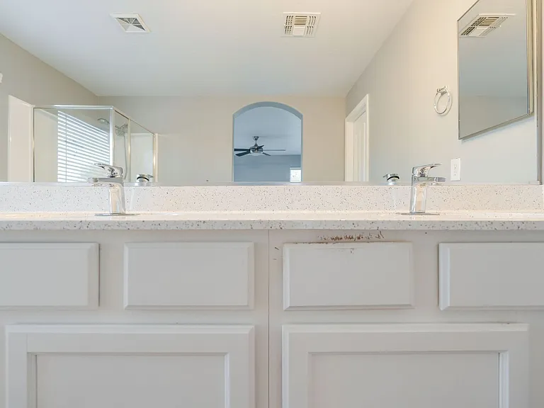 1546 E Nightingale Ln — Photo 52