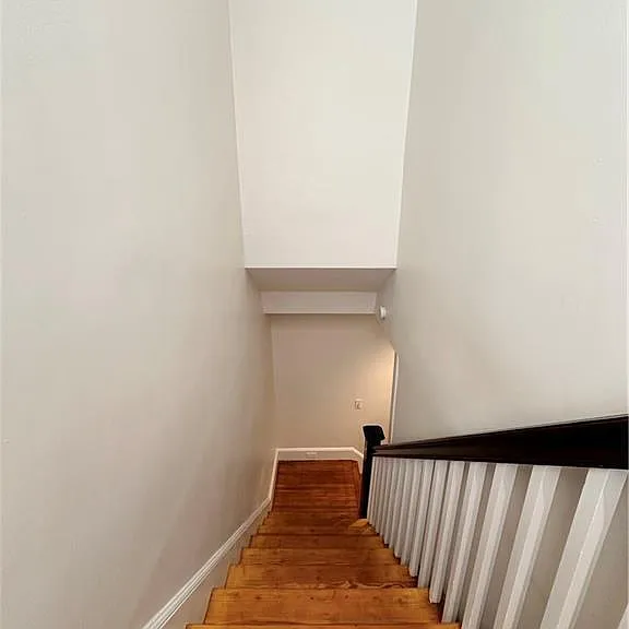 18 Cold Spring Rd — Photo 17