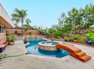 209 Casper Ln, Vista, CA 92084