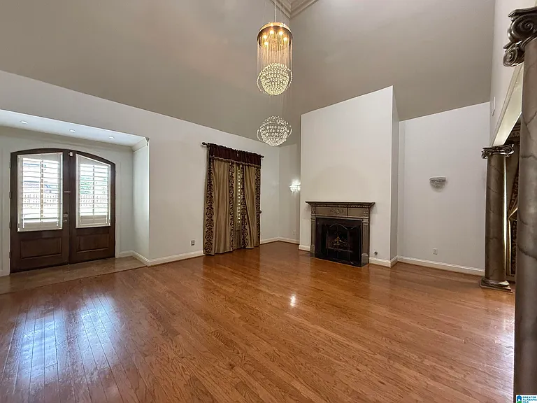 2304 Arbor Glenn — Photo 3
