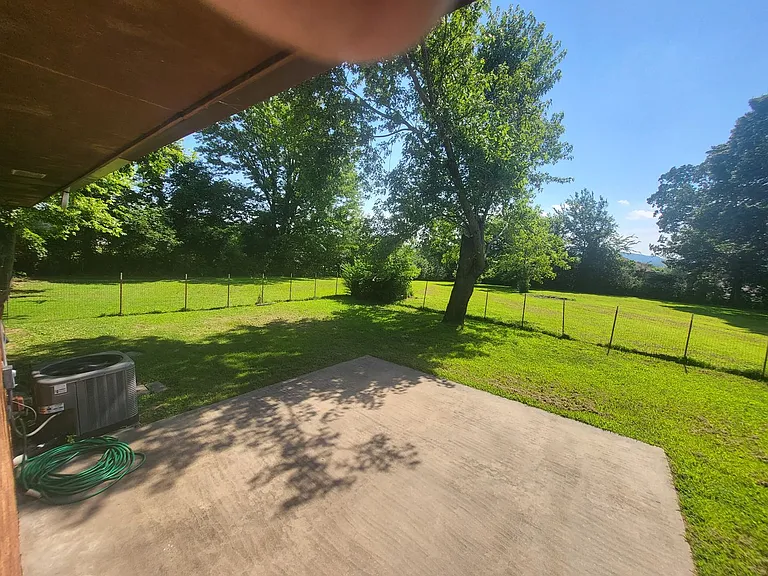 3411 E Heritage Pkwy — Photo 16