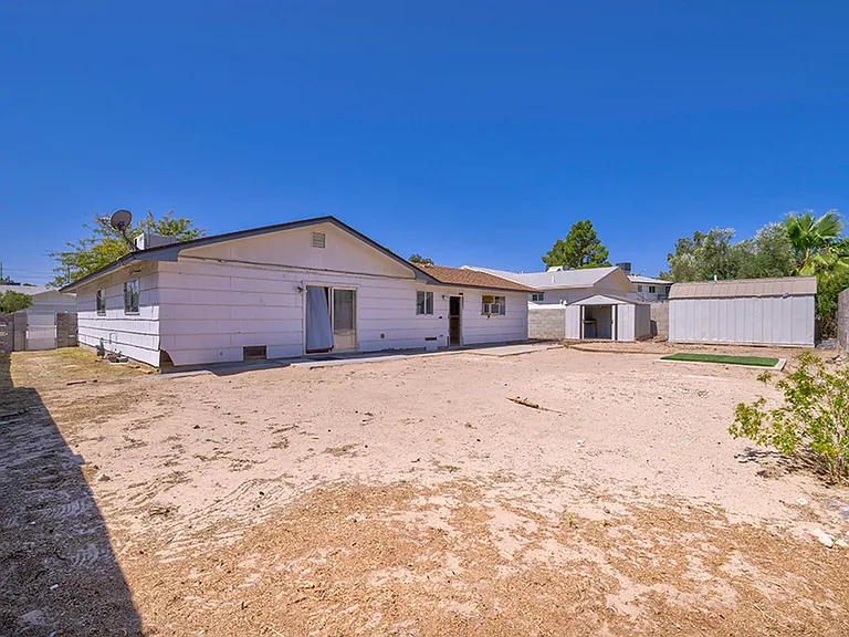3990 Syracuse Dr — Photo 57