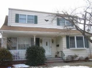 223 Ackerman Pl, Pompton Lakes, NJ 07442
