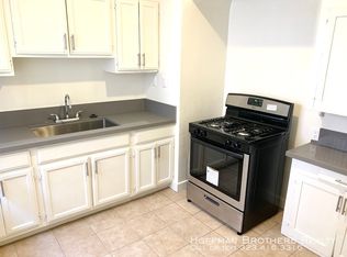 2737 San Marino St #210A, Los Angeles, CA 90006