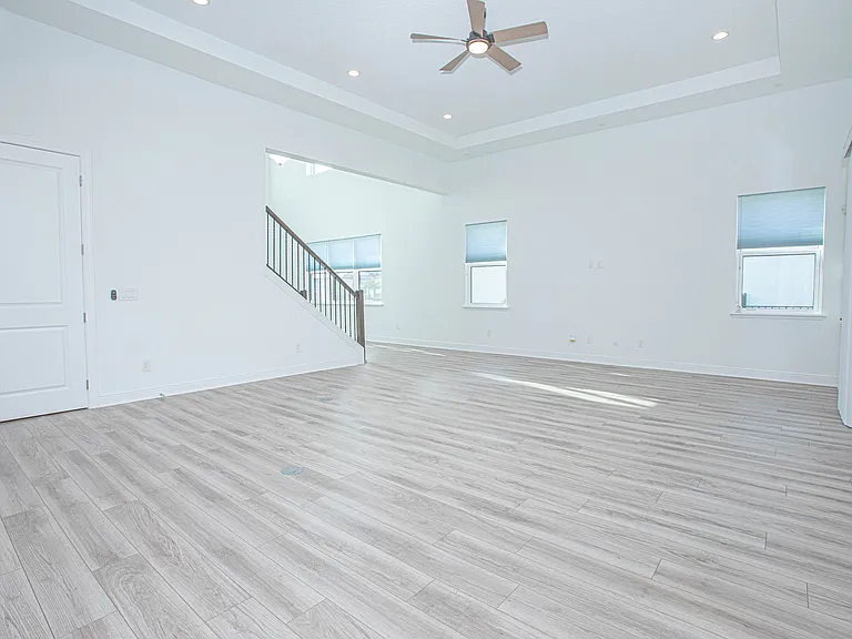 12034 Sprite Ln — Photo 4