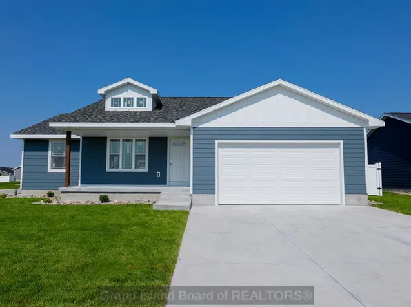 538 Buffalo Grass St, Grand Island, NE 68803