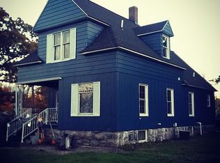 526 E Broad St, Chesaning, MI 48616