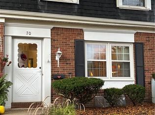 70 Hickory Hill Rd, Buffalo, NY 14221