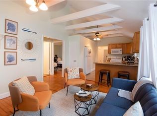 391 Aquidneck Ave, Middletown, RI 02842