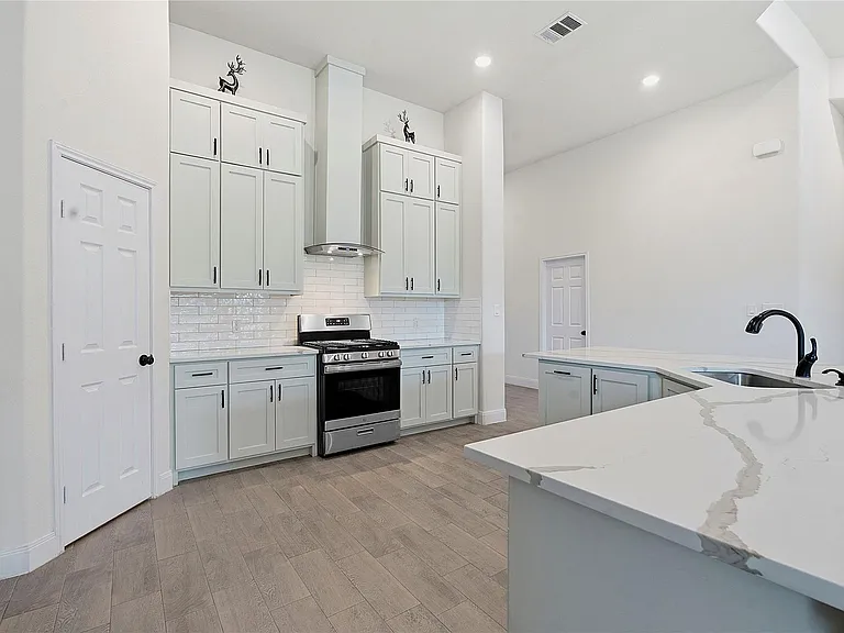 112 Margarita Dr — Photo 6