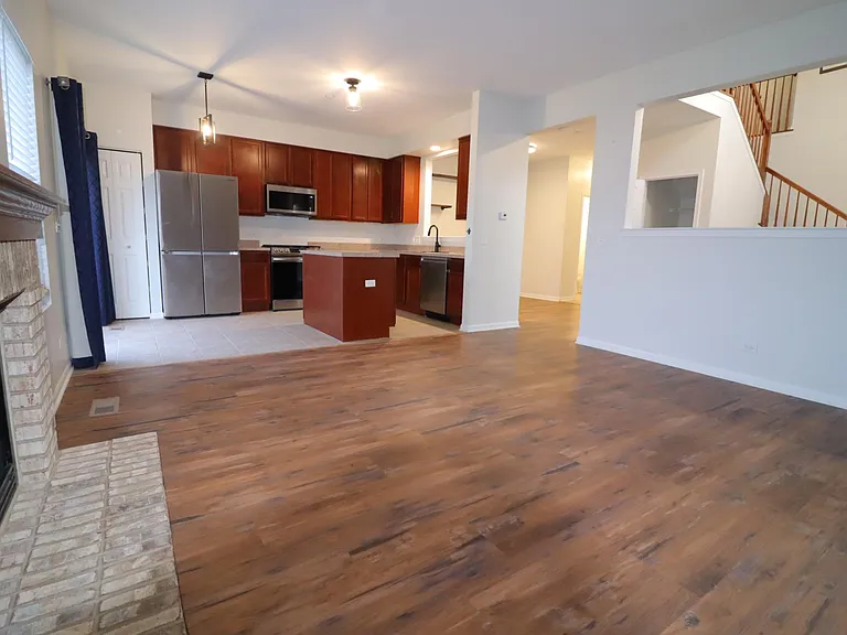 1940 Candlelight Cir — Photo 6