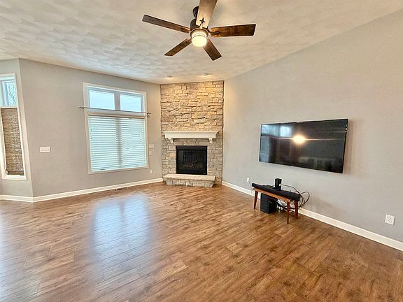 5th image of 11728 Freedlund Ct