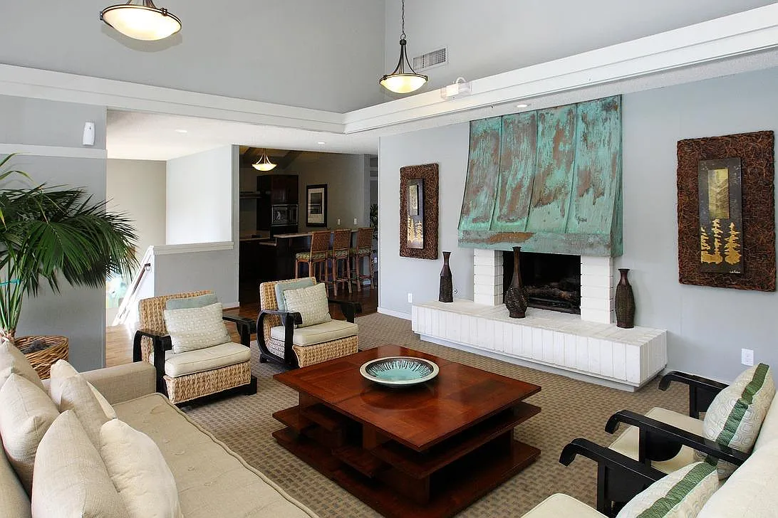 Beach Cove Apartments — Photo 3