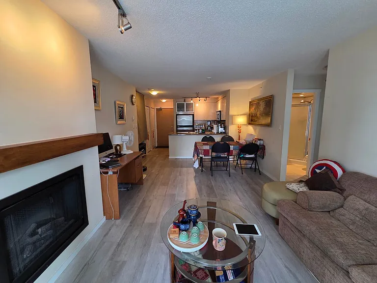 2289 Yukon Cres #1203 — Photo 8