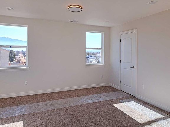 Primary/Master bedroom