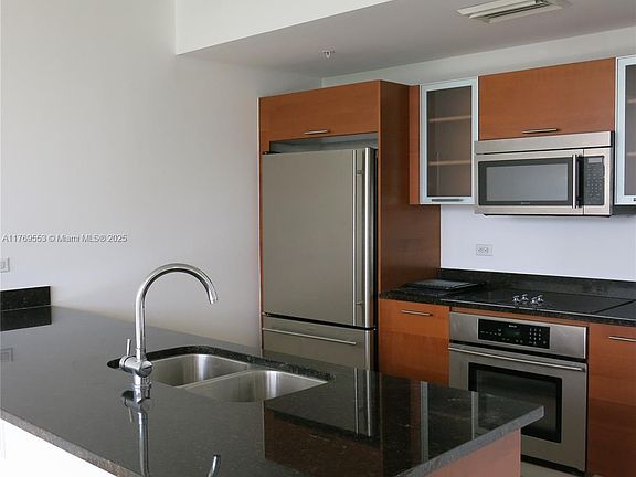 2nd image of 3451 1st Ave APT M0404