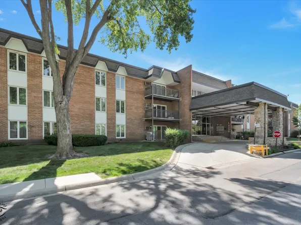 4250 Saratoga Ave APT 307, Downers Grove, IL 60515