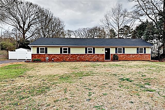 1st image of 119 Saluda St