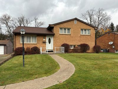 13551 Saint Clair Dr, Irwin, PA, 15642