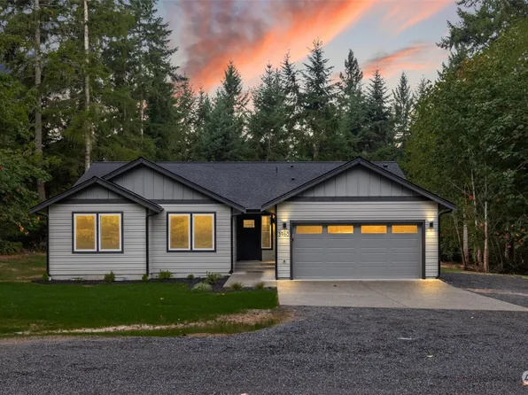 3960 Royal Lane SW, Lakebay, WA 98349