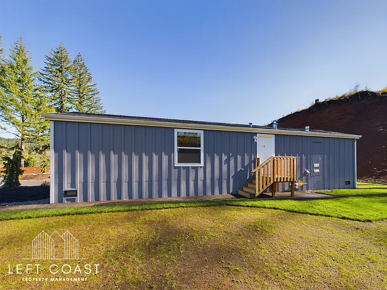 2368 Salmon River Hwy — Photo 9