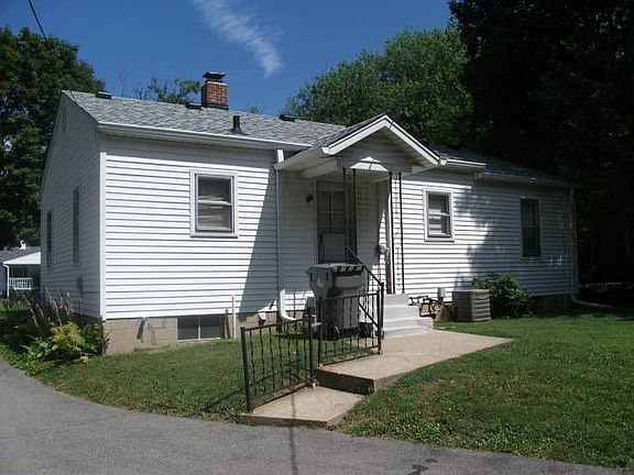 2nd image of 5064 Manker St