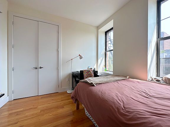 3rd image of 79 W 127th St #2G