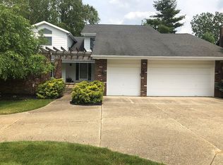 3917 W Ash Ln, Orange, OH 44122