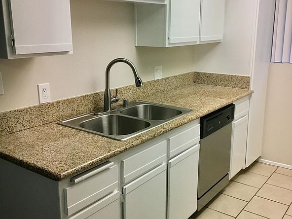 4th image of 476 E Cypress Ave APT E