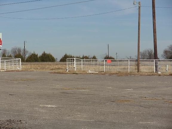 4th image of 4554 E Highway 380