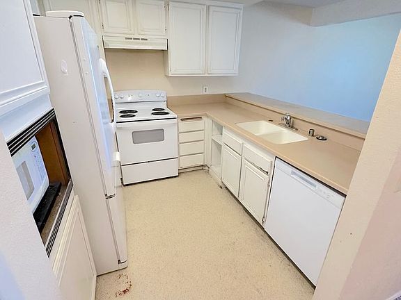 4th image of 6876 Caminito Montanoso Unit 47