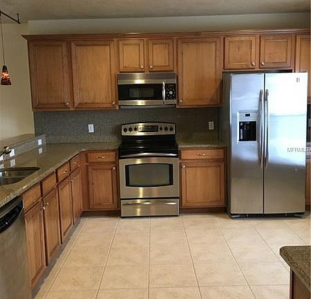 5th image of 132 McLeods Way