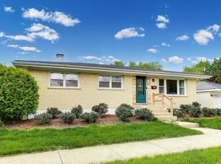 345 E View St, Lombard, IL 60148