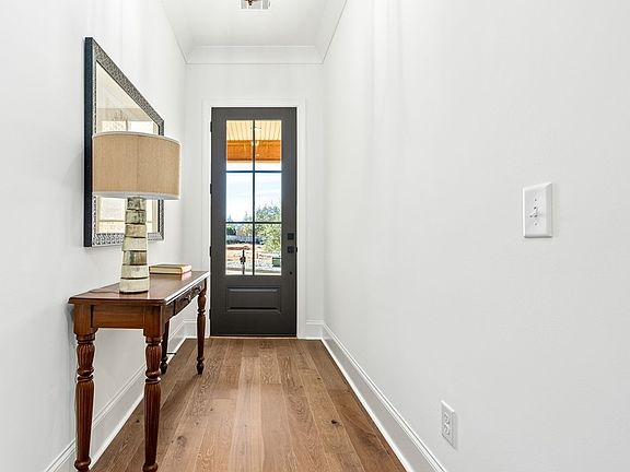 2nd image of 2209 Bellevue Pl