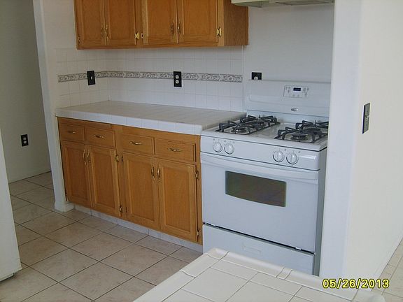 4th image of 4218 College Ave