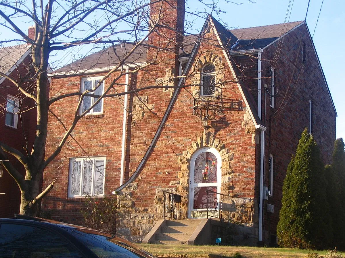1256 Justine Street — Photo 1