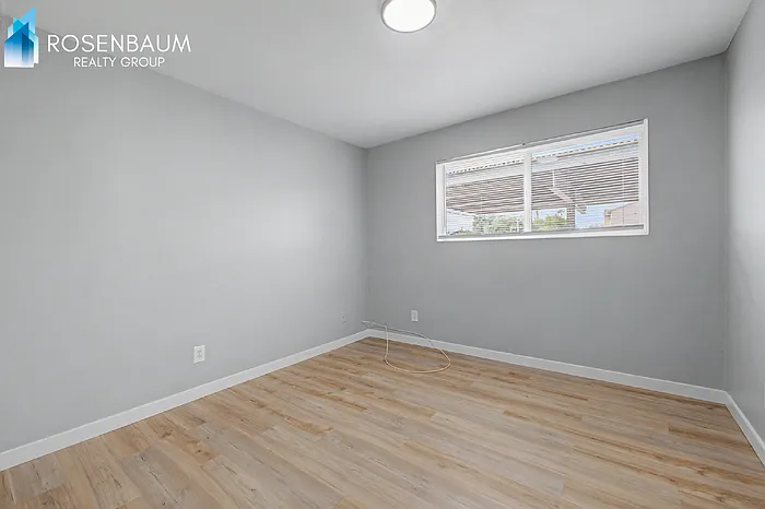 1925 W Village Dr #4 — Photo 12