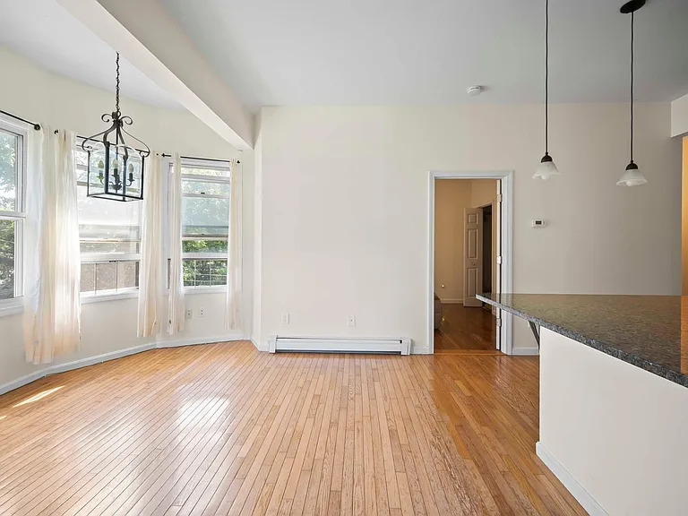 38 Pleasant St #6 — Photo 17