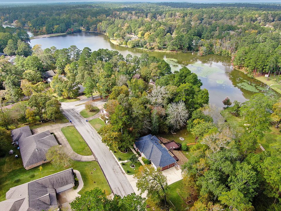 1st image of 2015 E Lake Dr