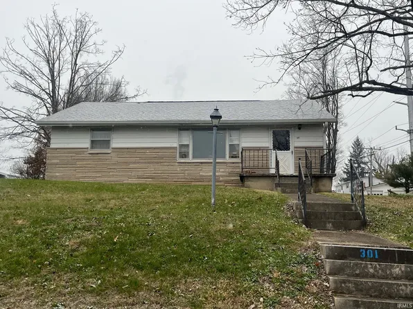 301 6th St, Oolitic, IN 47451