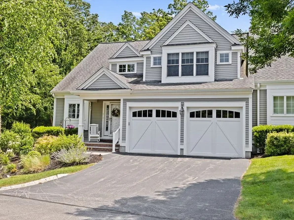 1 Derby Brook Way #1, Hingham, MA 02043