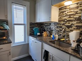 30 2nd Ave, Lowell, MA