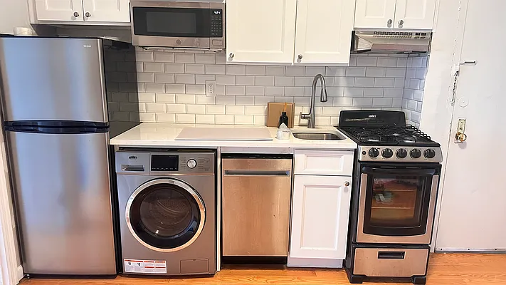 Rented by The Gonzalez Property Group LLC | media 6