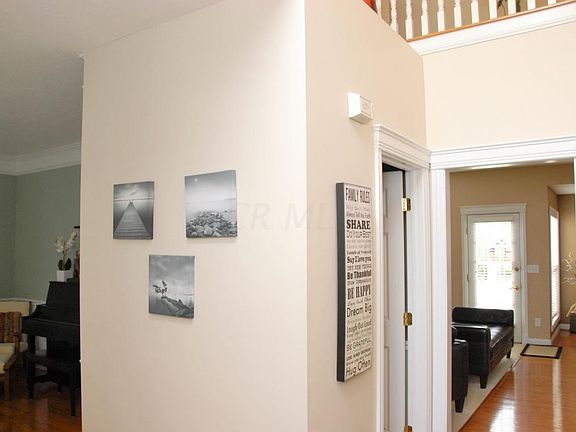 5th image of 4982 Cadogan Pl