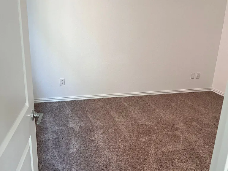 8316 Catalpa Ln — Photo 7