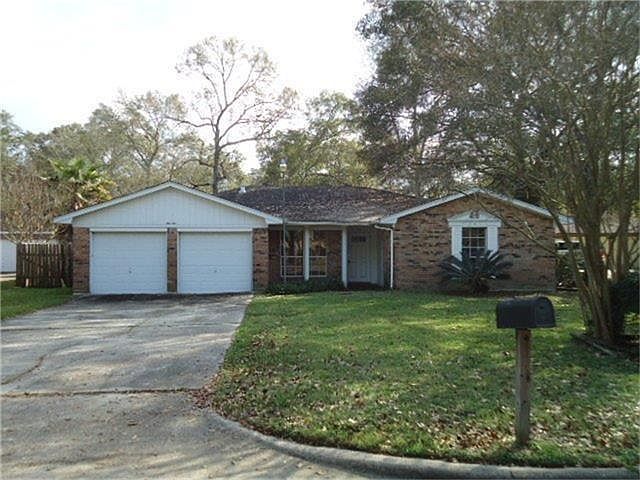 1st image of 610 E Cypresswood Dr