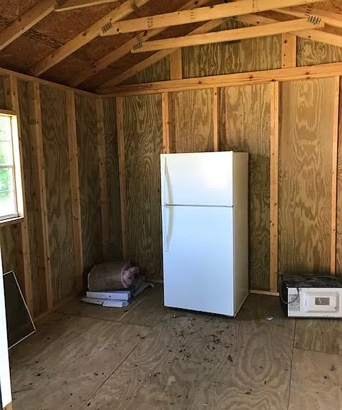 1003 Paul Dr — Photo 25