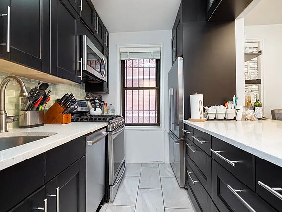 4th image of 205 W 95th St APT 1H
