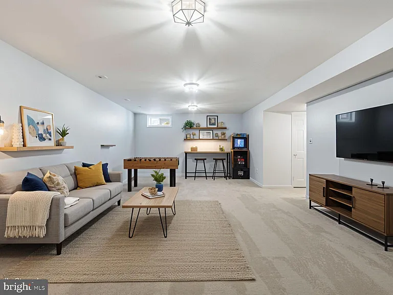 9477 Bankhead Dr — Photo 23